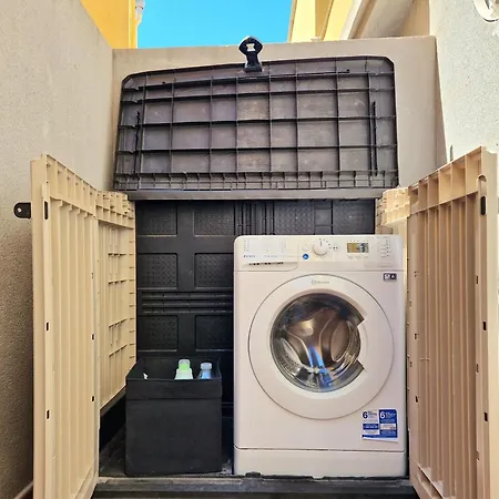 Daire Spacious Independent Next The Airport - Sea San Isidro (Tenerife)
